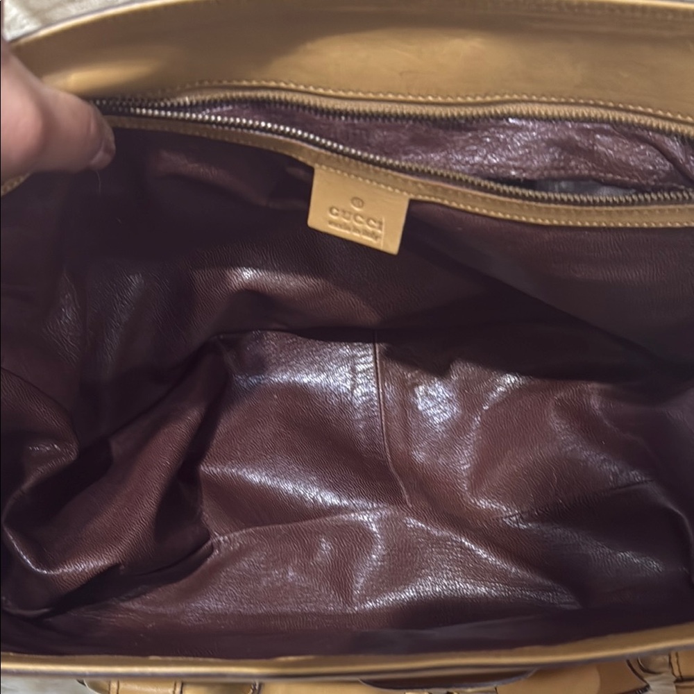 Gucci Women's Tan Leather Bag - Picture 2 of 16